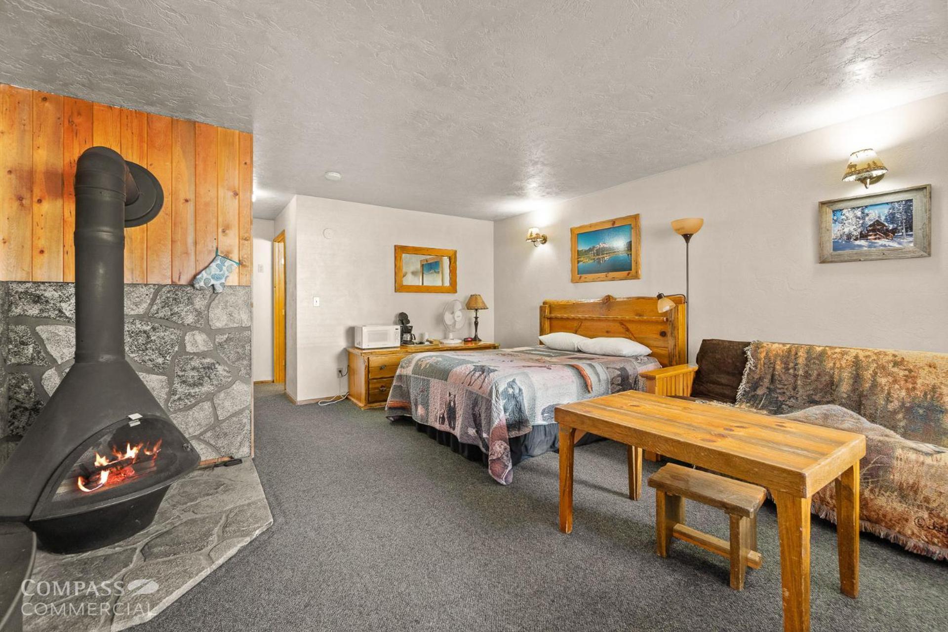 Willamette Pass Inn & Chalets Odell Lake المظهر الخارجي الصورة